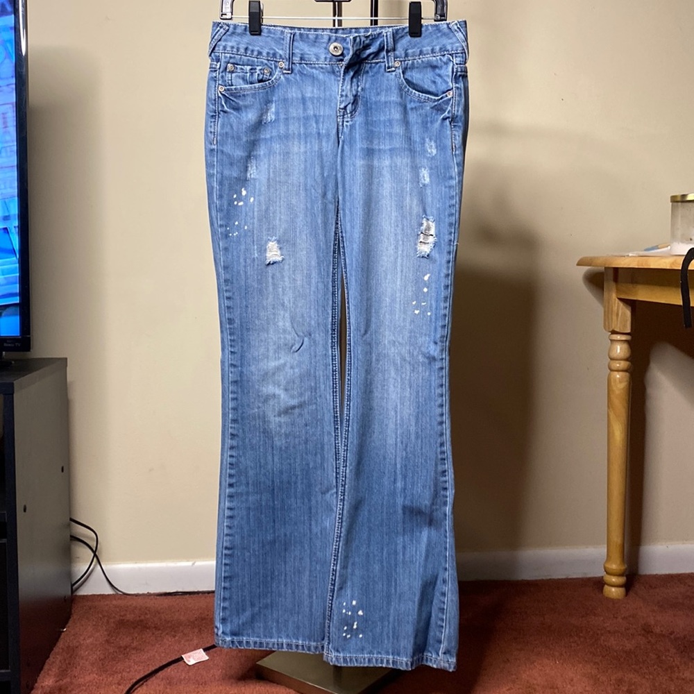 Flare bottom.